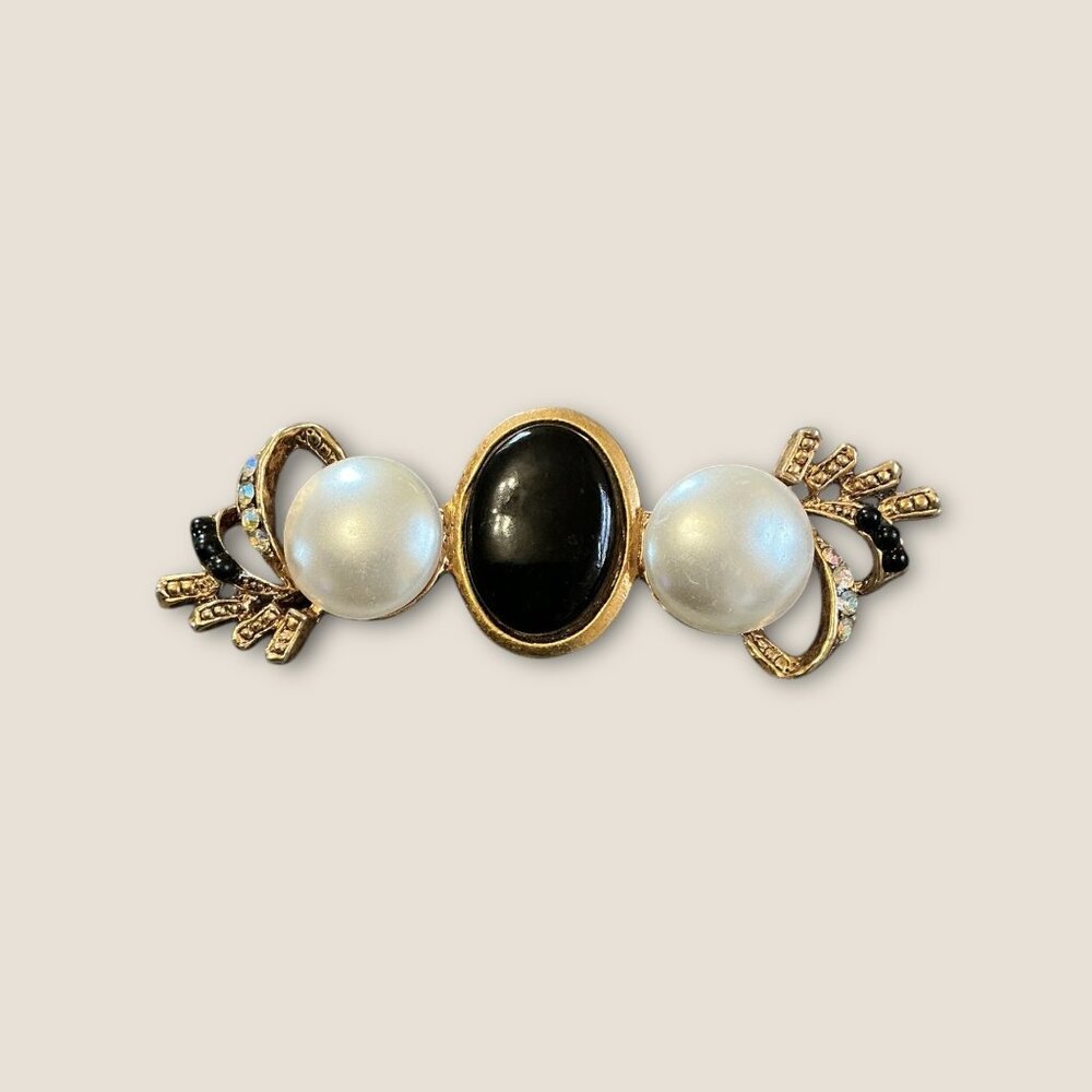 Vintage Black and White Faux Pearl Brooch